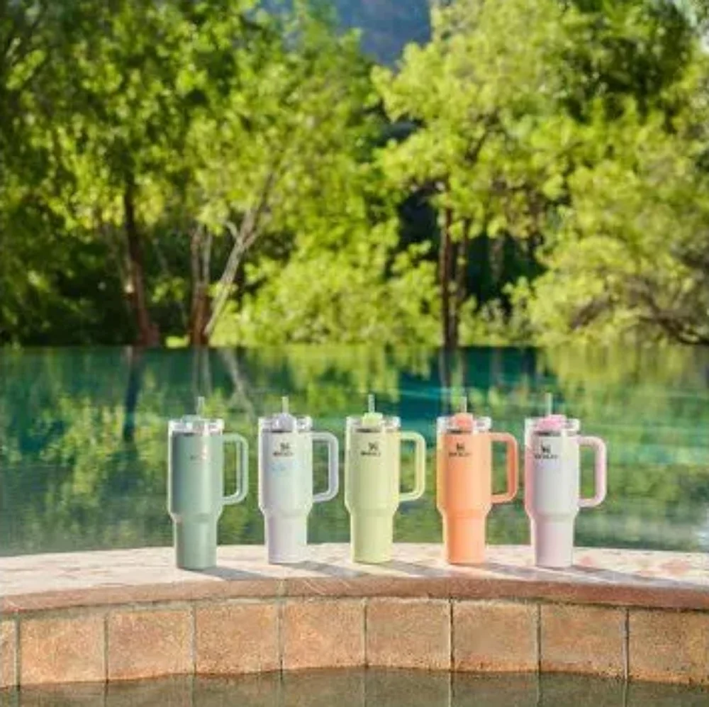 NWT TWO Limited Edition Stanley 40oz H2.0 Flowstate Quencher Tumbler Watercolors - Picture 8 of 12